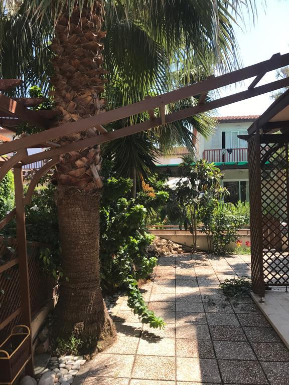 Maria Petros Beach Houses Villa Perivolia Bagian luar foto