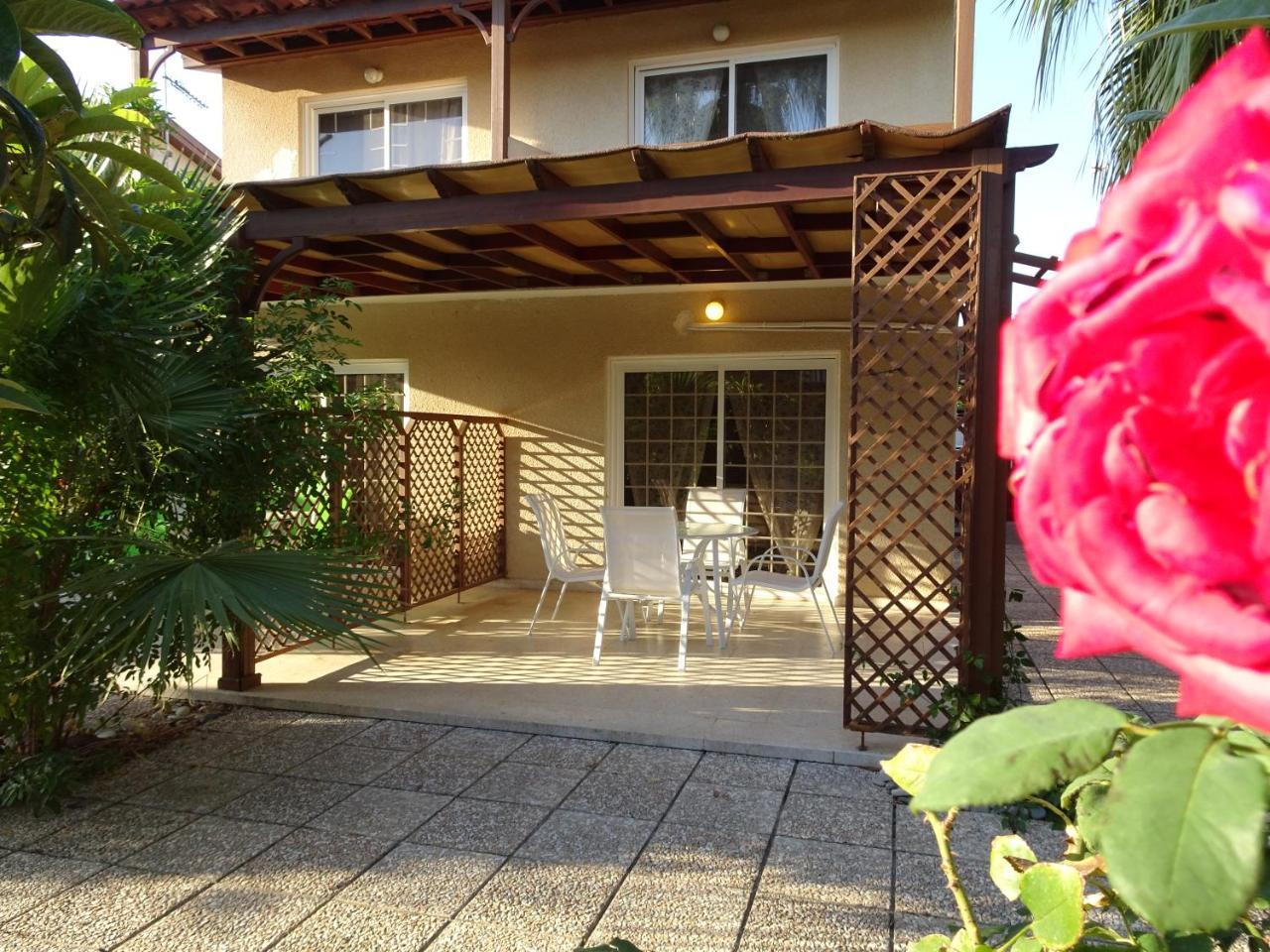Maria Petros Beach Houses Villa Perivolia Bagian luar foto